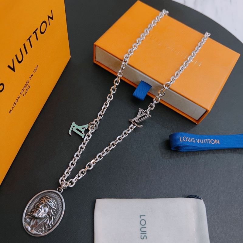 Louis Vuitton Necklaces